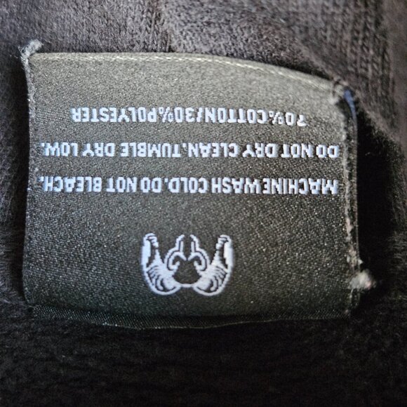 KUIU Hoodie Womens Cropped Medium Black Ultralight Mountain Hunting Sweatshirt - Picture 7 of 10